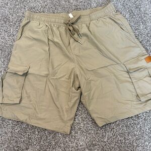 Men's Tan Cargo Shorts